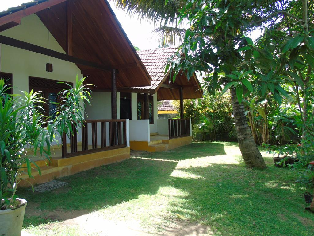 Talalla Secret Bay Hotel Matara Exterior photo